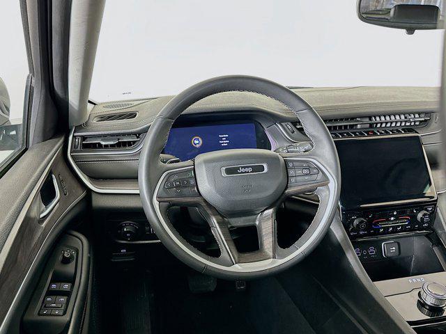 used 2023 Jeep Grand Cherokee car, priced at $27,397
