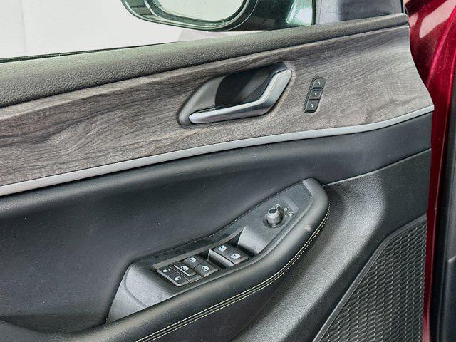 used 2023 Jeep Grand Cherokee car, priced at $27,397