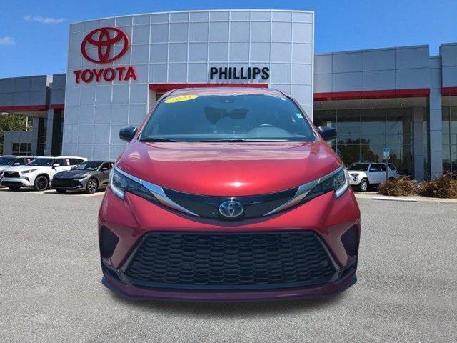 used 2023 Toyota Sienna car, priced at $46,998
