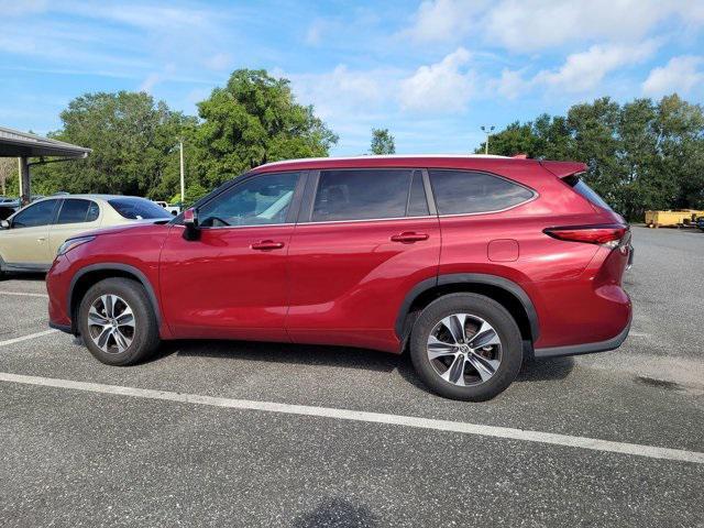 used 2023 Toyota Highlander car, priced at $35,998