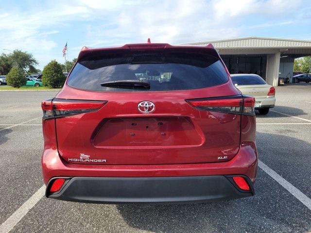 used 2023 Toyota Highlander car, priced at $35,998