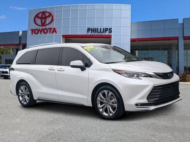 used 2023 Toyota Sienna car, priced at $52,999