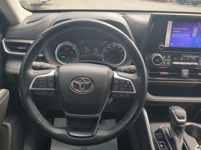 used 2023 Toyota Highlander Hybrid car, priced at $34,640