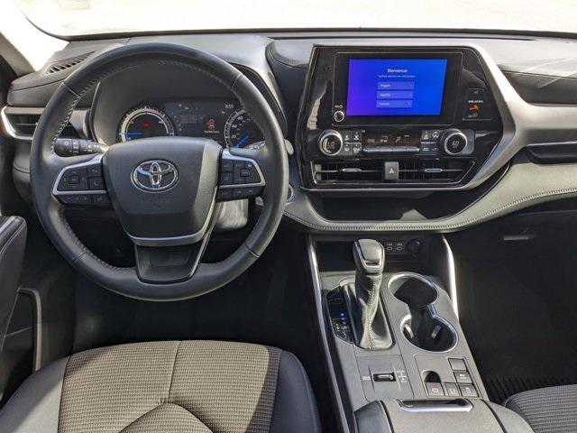 used 2023 Toyota Highlander Hybrid car, priced at $34,999