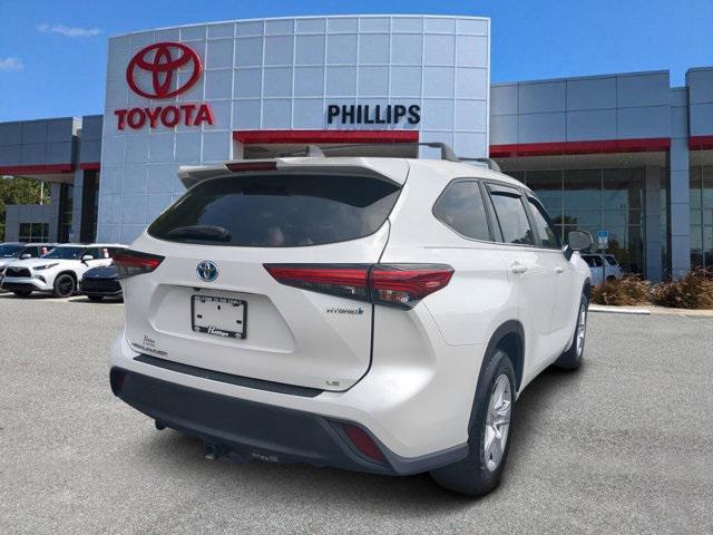 used 2023 Toyota Highlander Hybrid car, priced at $34,640