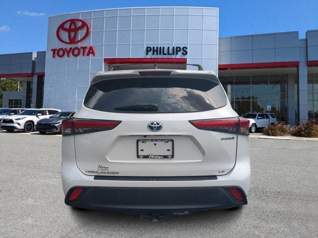 used 2023 Toyota Highlander Hybrid car, priced at $34,640