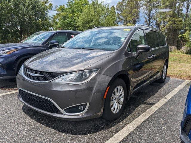 used 2018 Chrysler Pacifica car, priced at $18,999