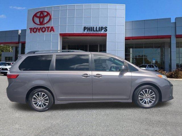used 2018 Toyota Sienna car, priced at $26,995