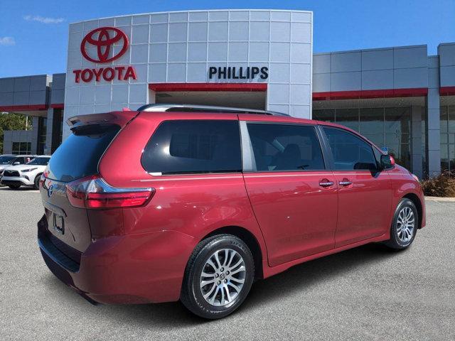 used 2020 Toyota Sienna car, priced at $33,772