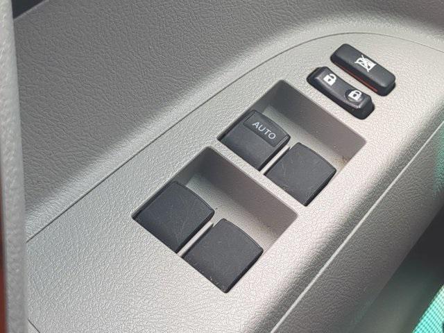 used 2012 Toyota Highlander car, priced at $17,997