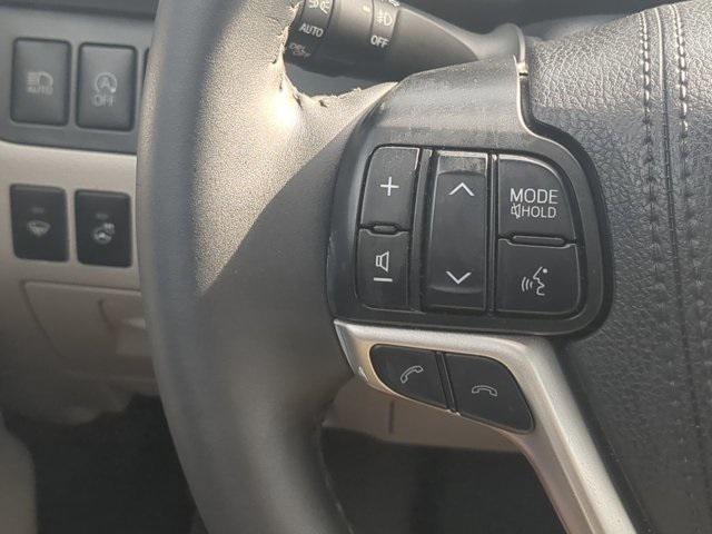 used 2019 Toyota Highlander car, priced at $24,991