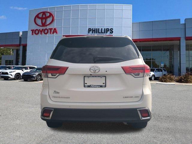used 2019 Toyota Highlander car, priced at $24,991