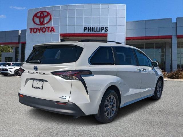 used 2024 Toyota Sienna car, priced at $48,493