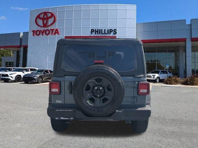 used 2025 Jeep Wrangler car, priced at $34,995