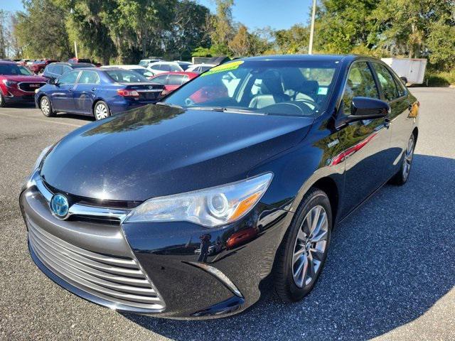 used 2017 Toyota Camry Hybrid car, priced at $16,674