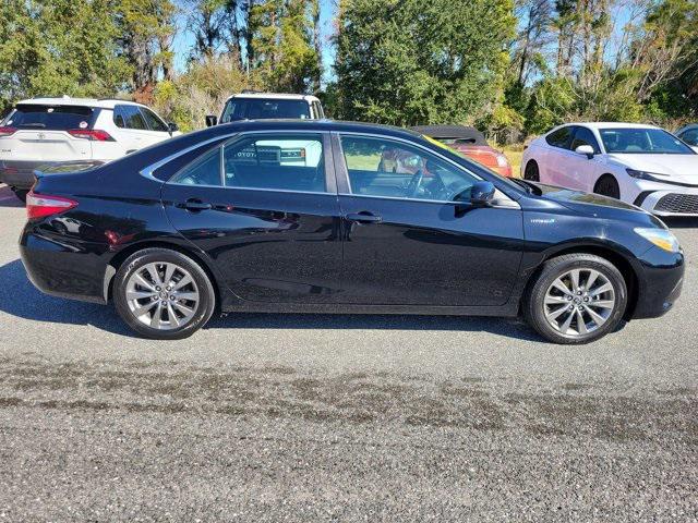 used 2017 Toyota Camry Hybrid car, priced at $16,674