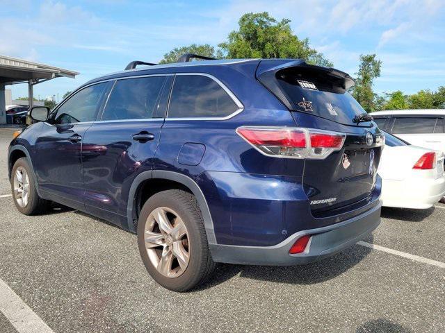 used 2015 Toyota Highlander car, priced at $17,897