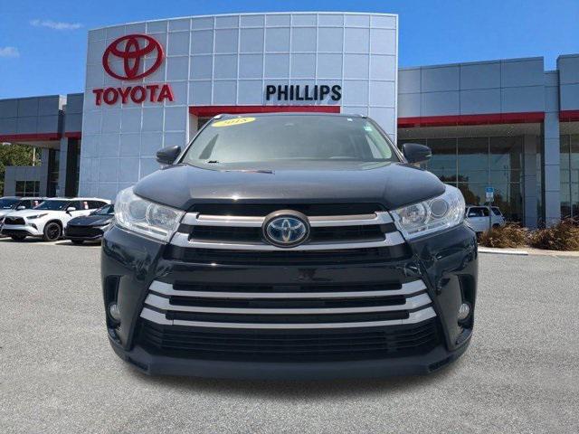 used 2018 Toyota Highlander Hybrid car, priced at $24,998
