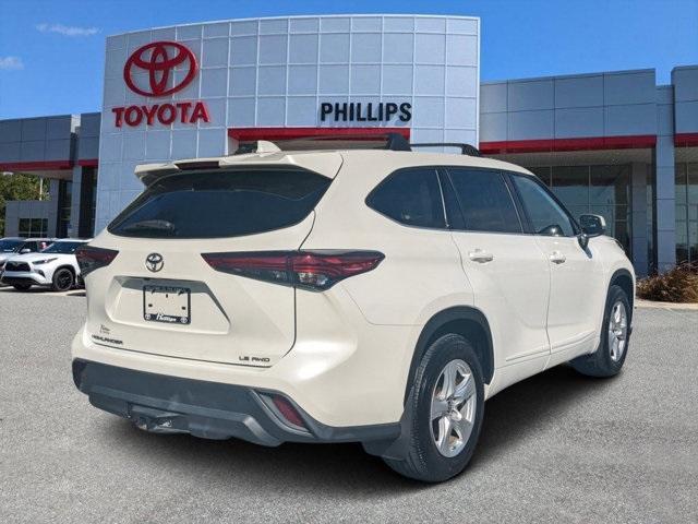 used 2020 Toyota Highlander car, priced at $25,617