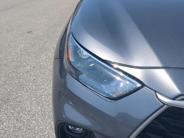 used 2023 Toyota Highlander car, priced at $37,544