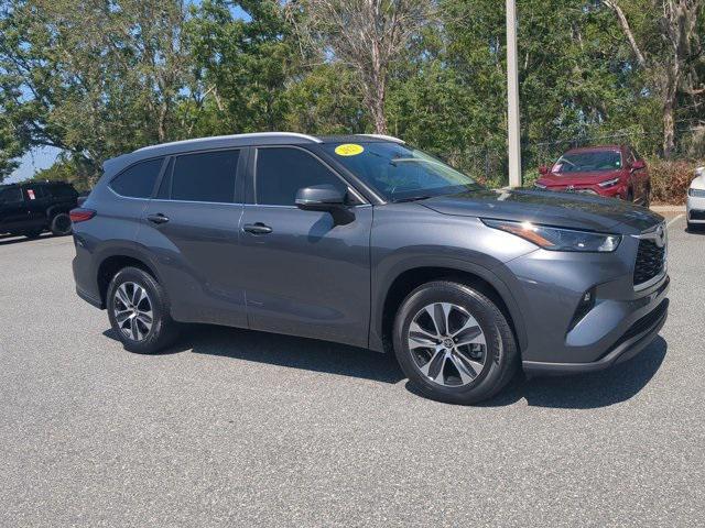 used 2023 Toyota Highlander car, priced at $37,544