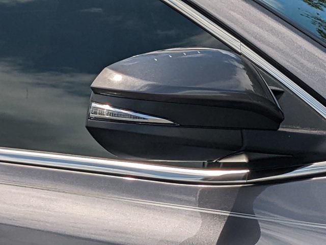 used 2019 Toyota Highlander car, priced at $25,697