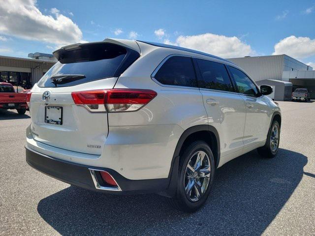 used 2019 Toyota Highlander car, priced at $30,999
