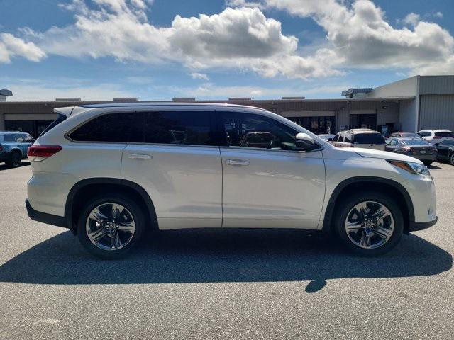 used 2019 Toyota Highlander car, priced at $30,999