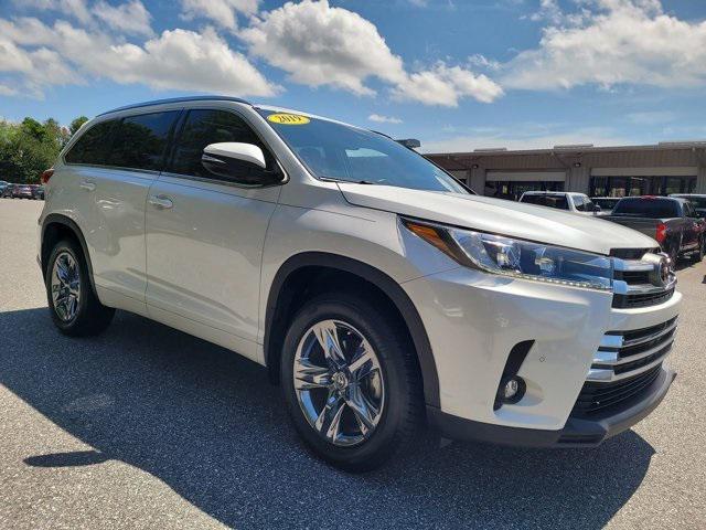 used 2019 Toyota Highlander car, priced at $30,999