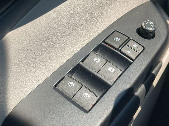 used 2018 Toyota Highlander car, priced at $28,597