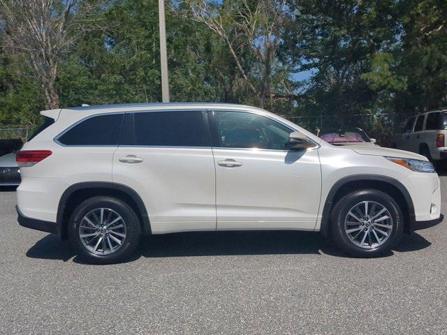 used 2018 Toyota Highlander car, priced at $28,597