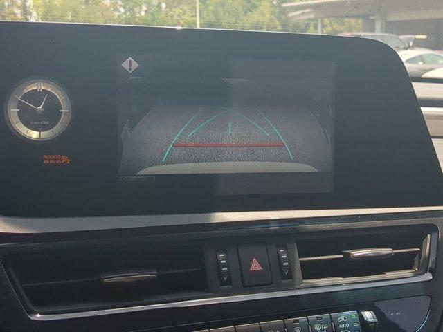 used 2022 Lexus ES 350 car, priced at $38,999