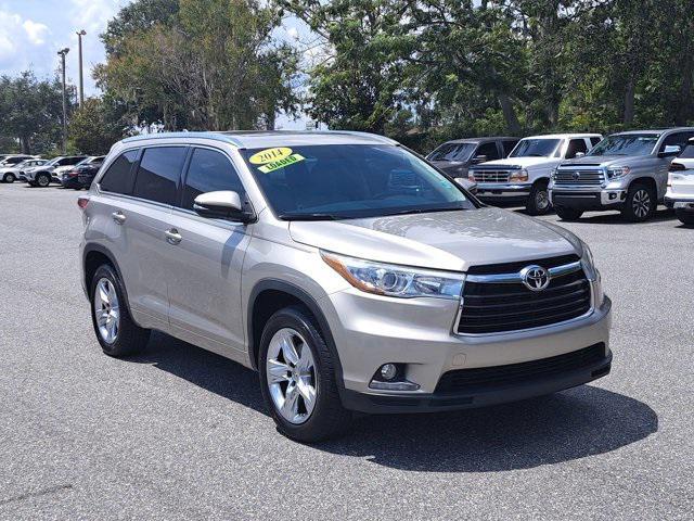 used 2014 Toyota Highlander car, priced at $18,859