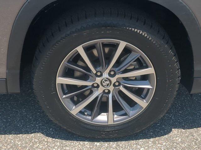 used 2019 Toyota Highlander car, priced at $23,841