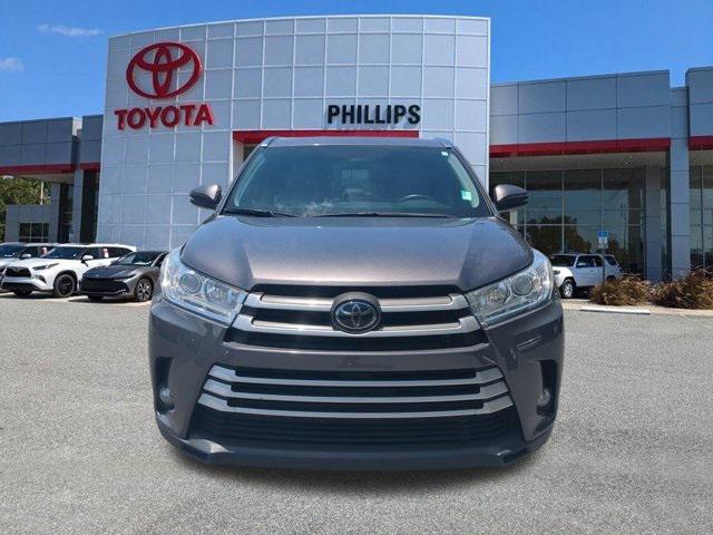 used 2019 Toyota Highlander car, priced at $23,841