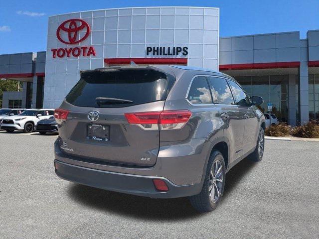 used 2019 Toyota Highlander car, priced at $23,841