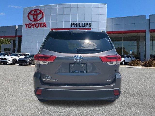 used 2019 Toyota Highlander car, priced at $23,841