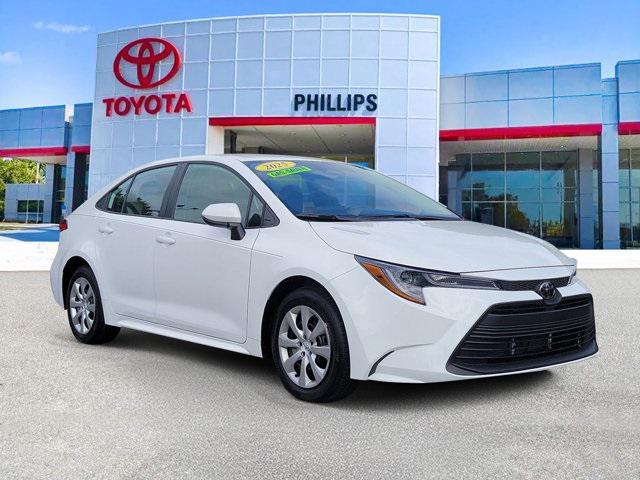used 2025 Toyota Corolla car, priced at $23,998