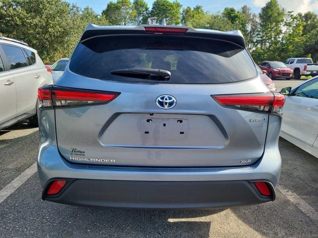 used 2020 Toyota Highlander Hybrid car, priced at $33,676
