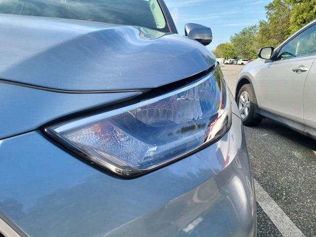 used 2020 Toyota Highlander Hybrid car, priced at $33,676