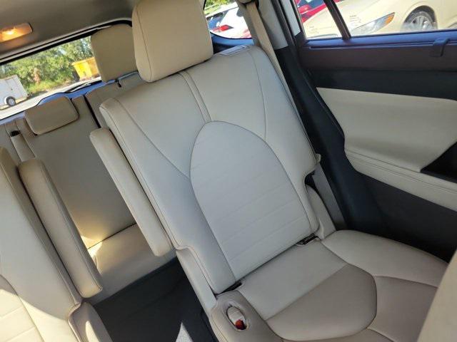used 2021 Toyota Highlander car, priced at $32,998