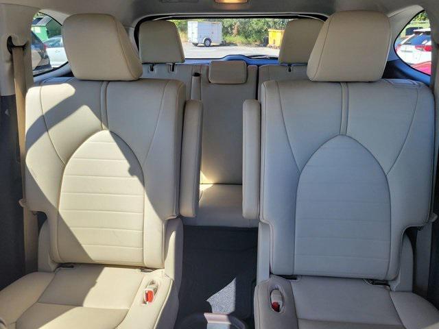 used 2021 Toyota Highlander car, priced at $32,998