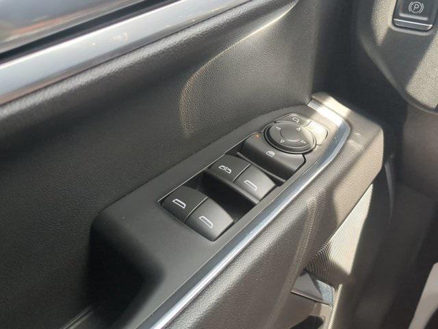 used 2022 Chevrolet Silverado 1500 car, priced at $43,997