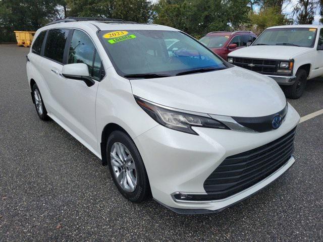 used 2023 Toyota Sienna car, priced at $45,995