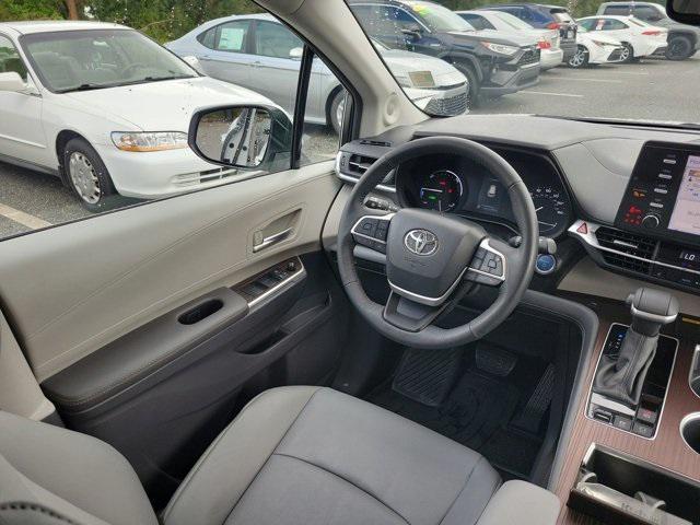 used 2023 Toyota Sienna car, priced at $45,995