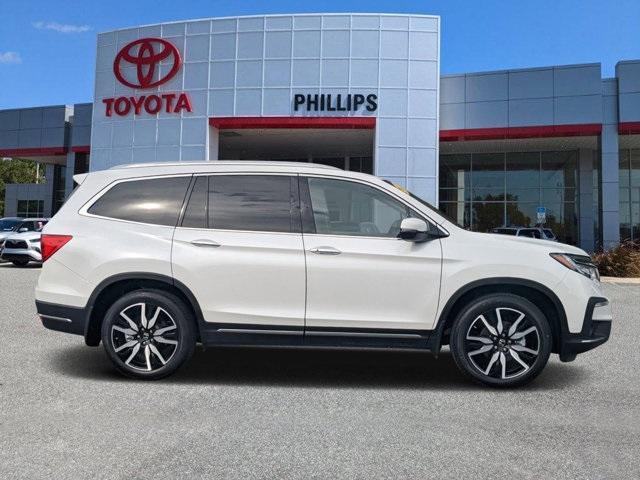 used 2022 Honda Pilot car, priced at $32,998