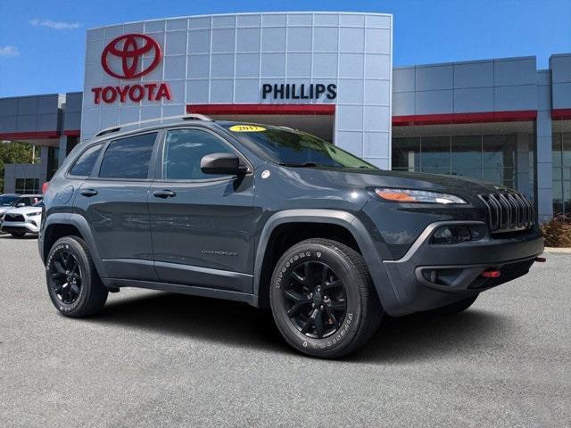 used 2017 Jeep Cherokee car, priced at $14,334