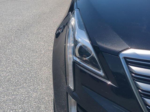 used 2017 Cadillac XT5 car, priced at $15,985