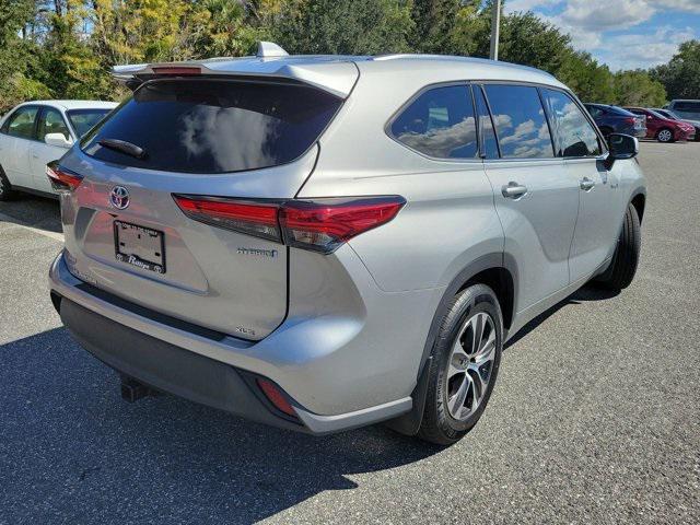 used 2021 Toyota Highlander Hybrid car, priced at $35,894