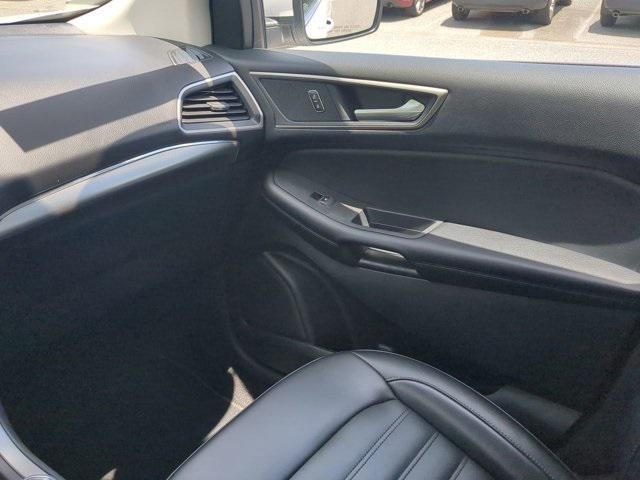 used 2022 Ford Edge car, priced at $22,156